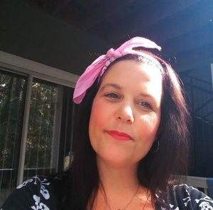 Meet your Posher, April